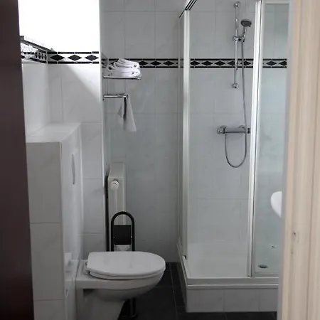 Villa-hotel De Kroon ホテル 3*