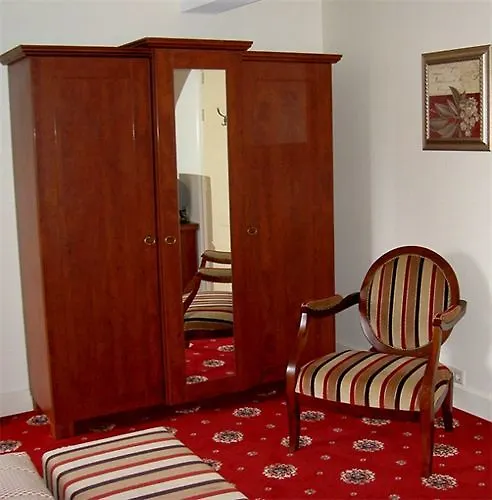 Szálloda Villa-hotel De Kroon