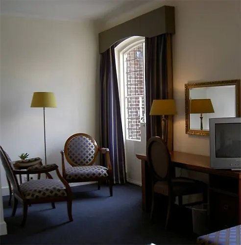 Отель Villa-hotel De Kroon