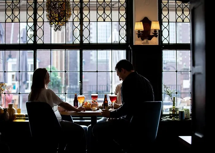 Villa-hotel De Kroon 3*