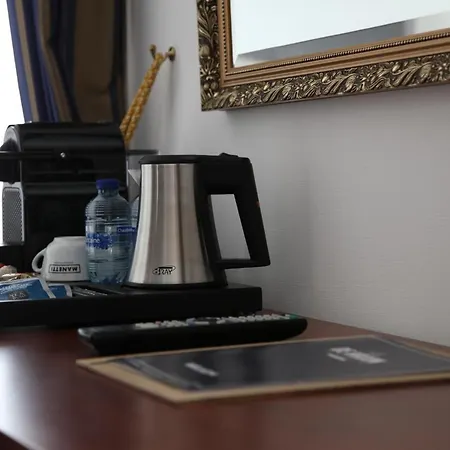 Villa-hotel De Kroon 3*