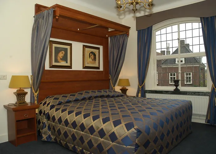 Villa-hotel De Kroon 3*